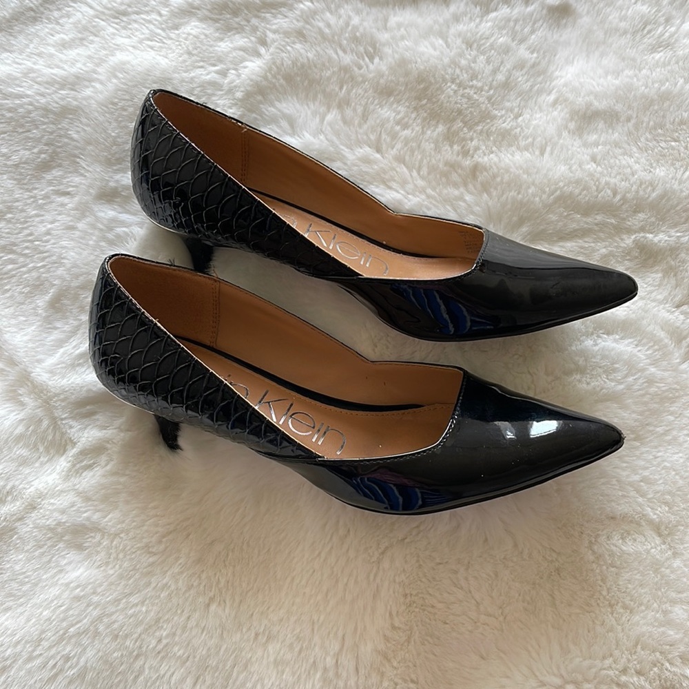 Calvin Klein Kitty heels size 7-7.5